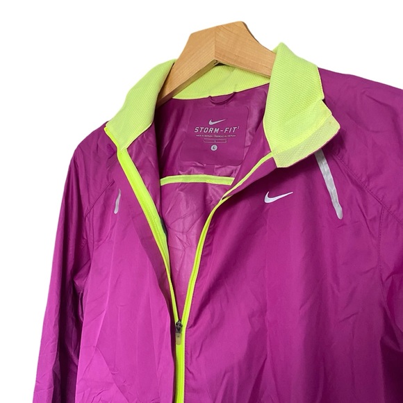 Nike Purple Storm Fit Waterproof Windbreaker Zip Up Reflective Jacket Womens L - Picture 3 of 6